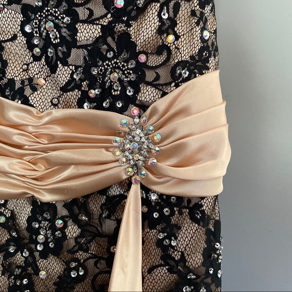 Tiffany Designs formal prom pageant, cocktail gown - Picture 4 of 8